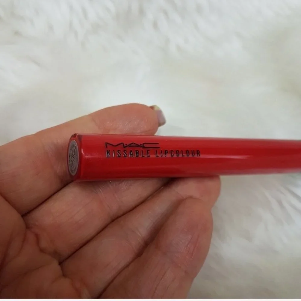 MAC Cosmetics Kissable Lipcolor Strut Your Stuff